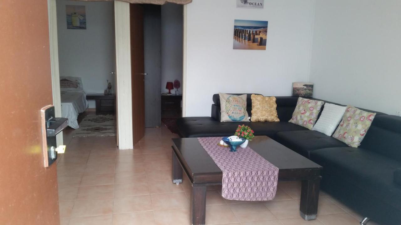Naftali Albilia Kiryat Shmona Esterno foto