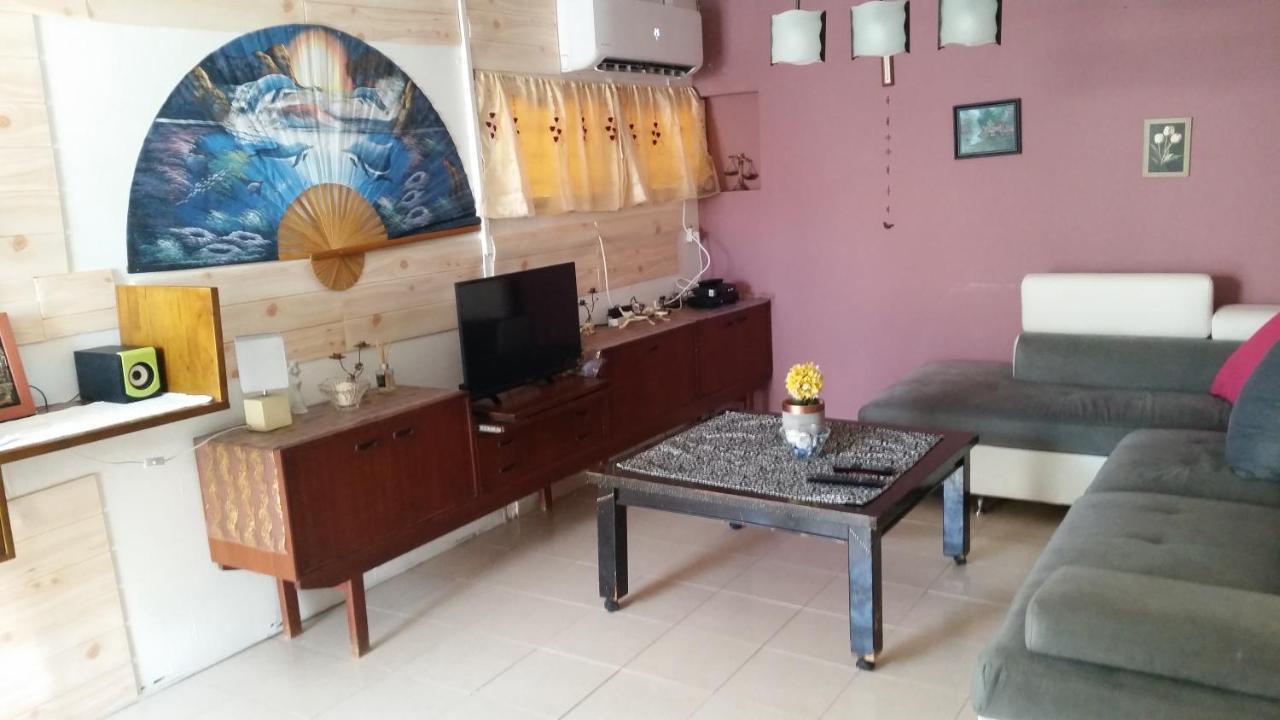 Naftali Albilia Kiryat Shmona Esterno foto